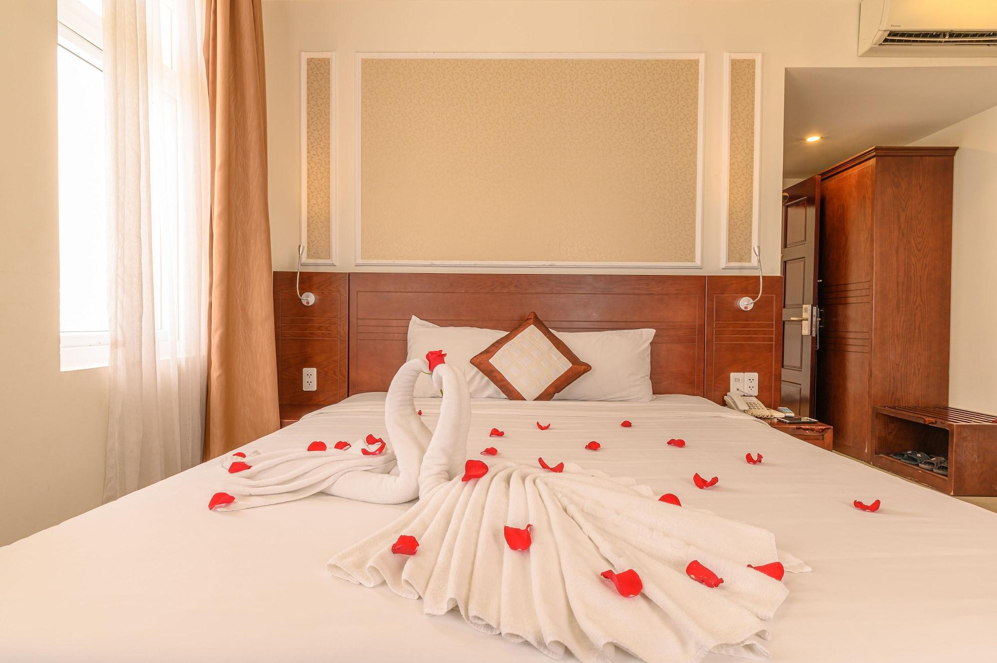 Hoang Linh Dan Hotel Đà Nẵng Extérieur photo