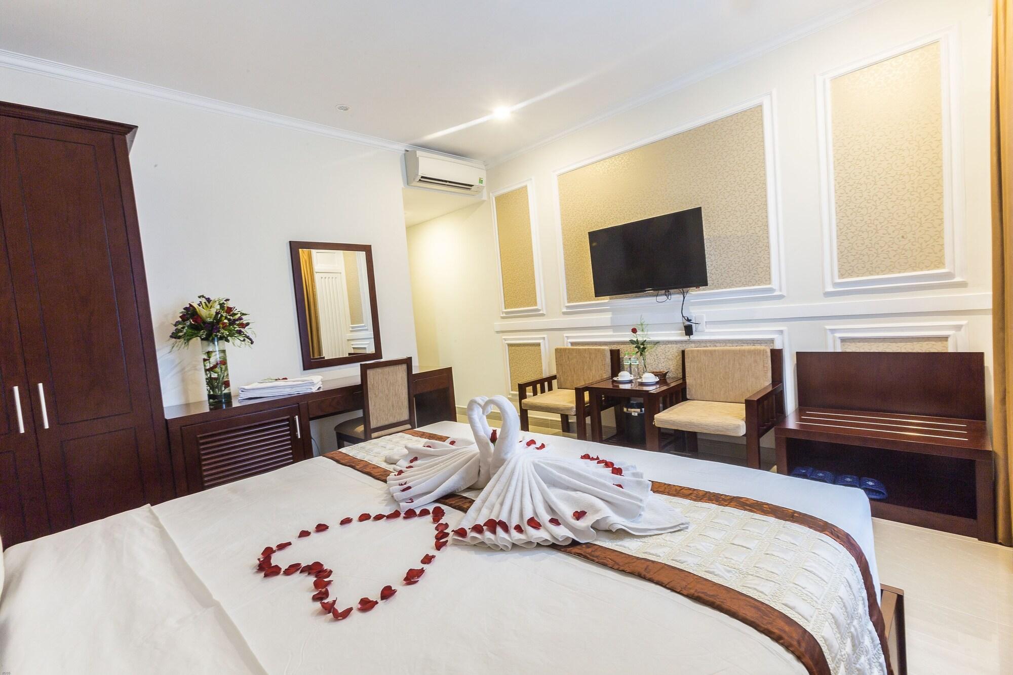 Hoang Linh Dan Hotel Đà Nẵng Extérieur photo
